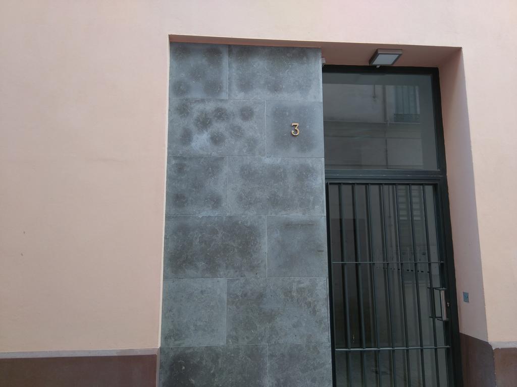Malhara Apartment Севиля Екстериор снимка