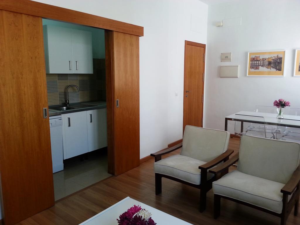 Malhara Apartment Севиля Екстериор снимка